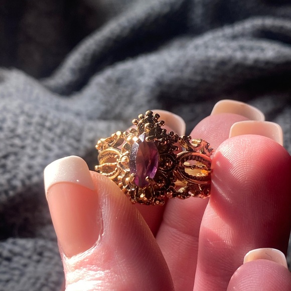 Gold Filigree Ring with Purple Marquise Stone - Picture 13 of 16